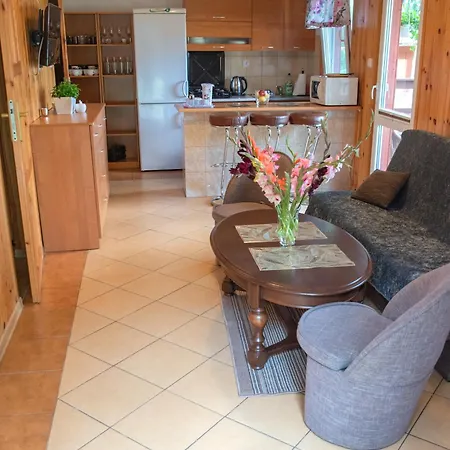 Letniskowy Nad Jeziorem W Goldapi, Wczasowa72 Holiday home