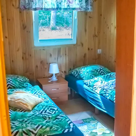 Letniskowy Nad Jeziorem W Goldapi, Wczasowa72 *